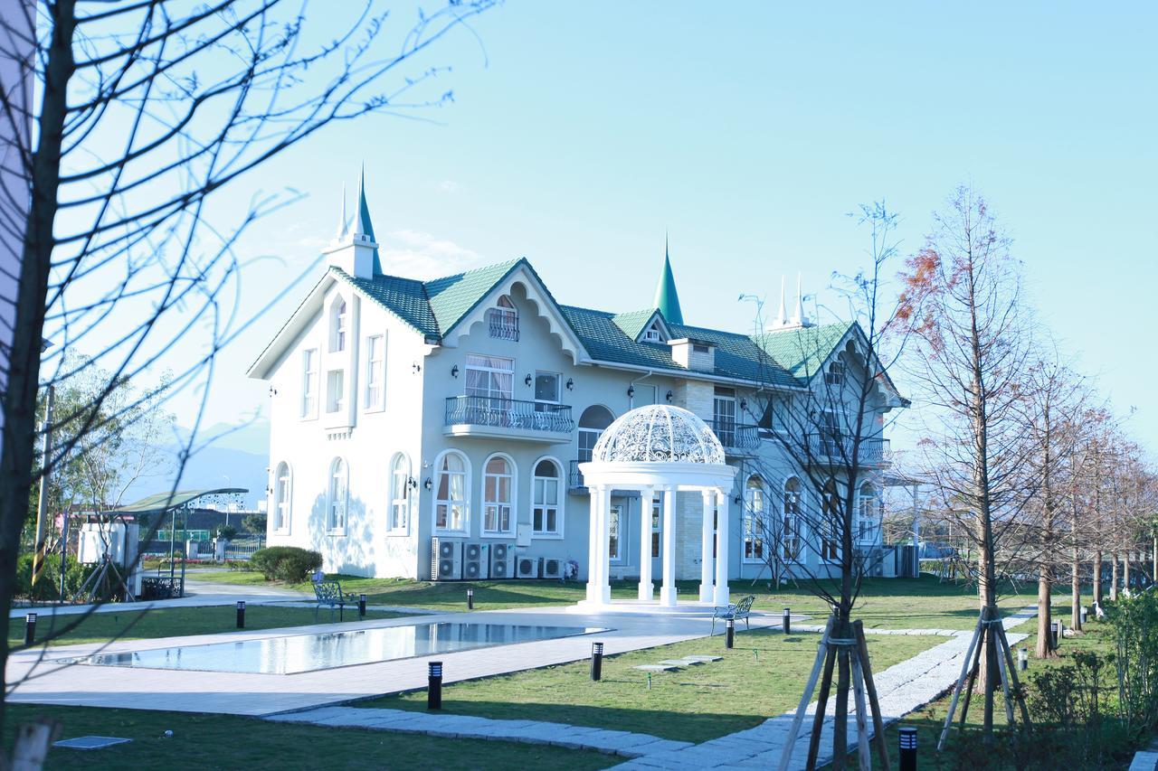 Апартаменты Sigma Castle Yilan Экстерьер фото