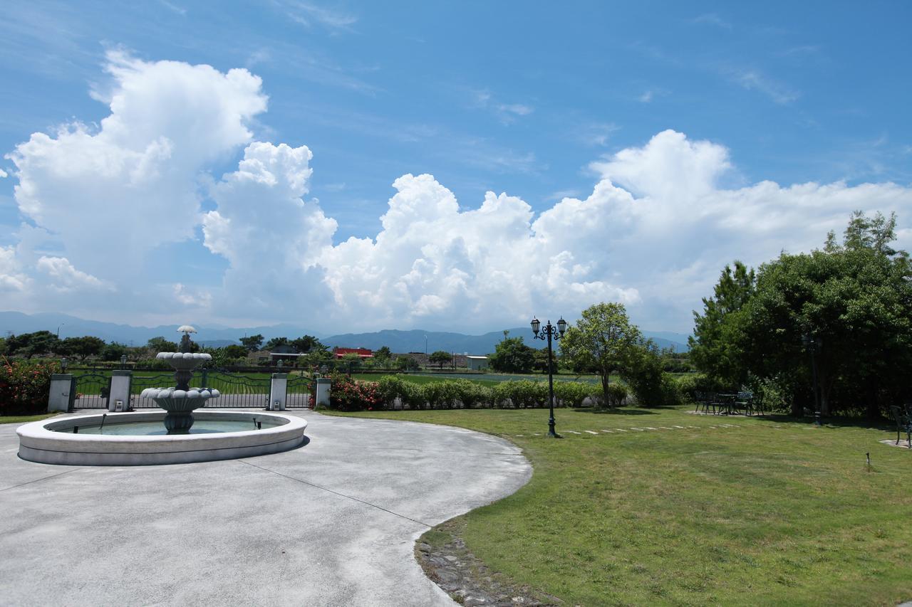 Апартаменты Sigma Castle Yilan Экстерьер фото